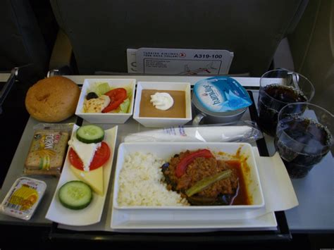 Bordverpflegung Turkish Airlines Essen Economy Class Mittagessen