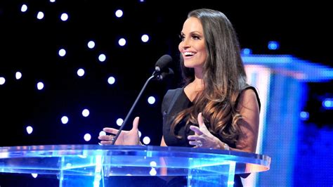 Lita Is Inducted Into The Wwe Hall Of Fame Photos Wwe