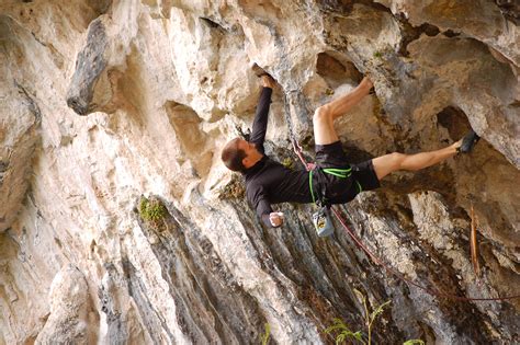 10 Of The Best Rock Climbers Of The World