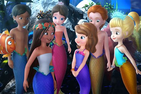 Kiernan Shipka And Ariel Winter Are Mermaids For ‘sofia The First Season Three Premiere Watch