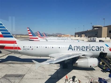 American Airlines Among 3 Biggest Us Carriers Suspending Flights To