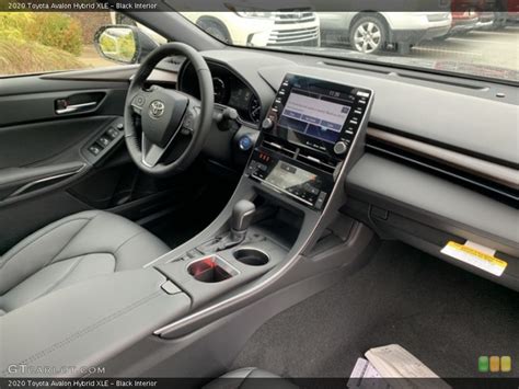 Black Interior Photo For The 2020 Toyota Avalon Hybrid Xle 136013542