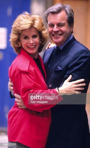 Stefanie Powers And Robert Wagner At Press Conference For Play Love