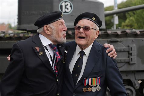 D Day Anniversary World War Ii Veterans Meet For The First Time In 70 Years