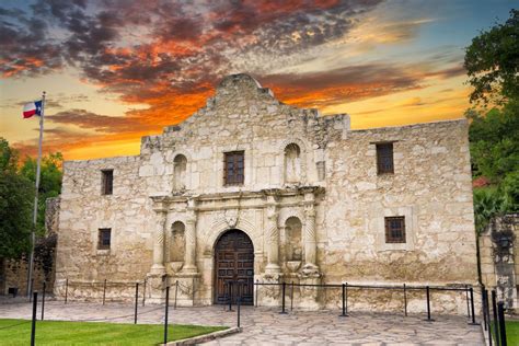 Tour The Alamo In San Antonio Texas Check It Off Travel Custom