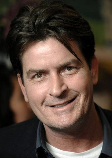 Gossip Links Charlie Sheen To Cbs Give Me A Raise And Apologize