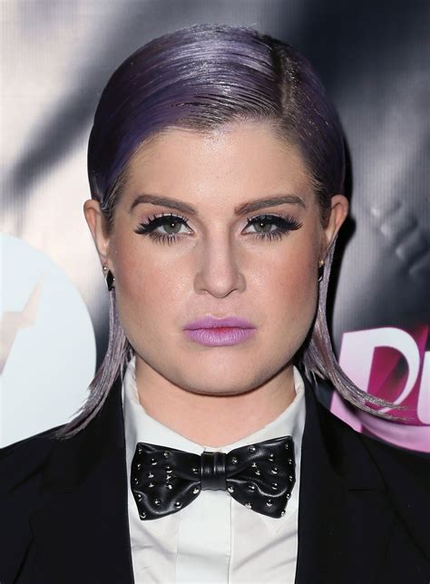 Kelly Osbourne Looks Unrecognizable As She Debuts New Hairstyle After Dramatic Weight Loss