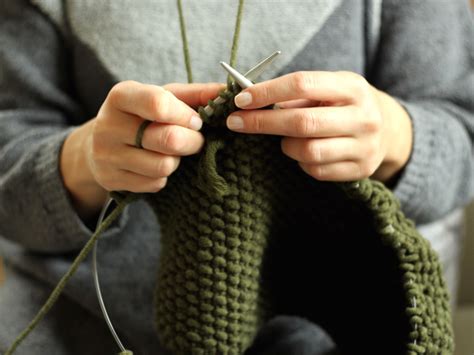 How To Picot Bind Off To Finish A Knitted Project