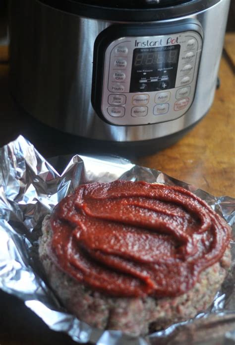 Then, add tomatoes, tomato paste, oregano, basil, bay leaves, thyme and salt/pepper. Instant Pot Meatloaf - Dining with Alice