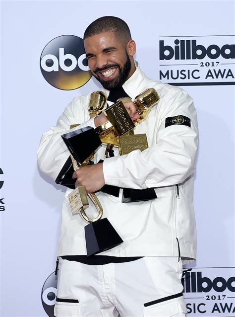 drake breaks the billboard music awards record with 13 awards in one night — video
