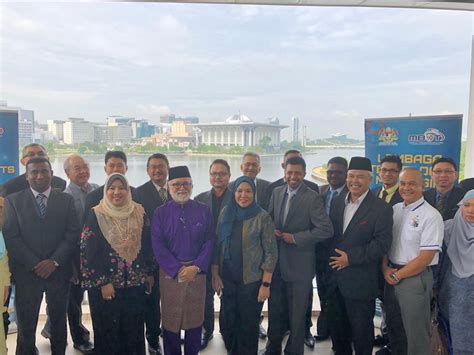 In addition to the masters and phd post grad programmes, there are also 3 new degree programmes, and a further 11. MOU Signing Ceremony Between Malaysian Board of ...