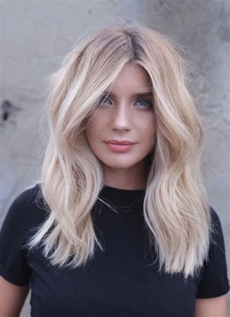36 White Platinum Blonde Hairstyle Design Ideas To Evaluate Your Look