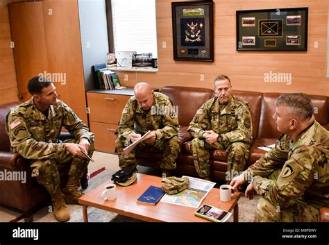 Commanders From Us Army In Italy Brief The Us Army Europe G3 In The