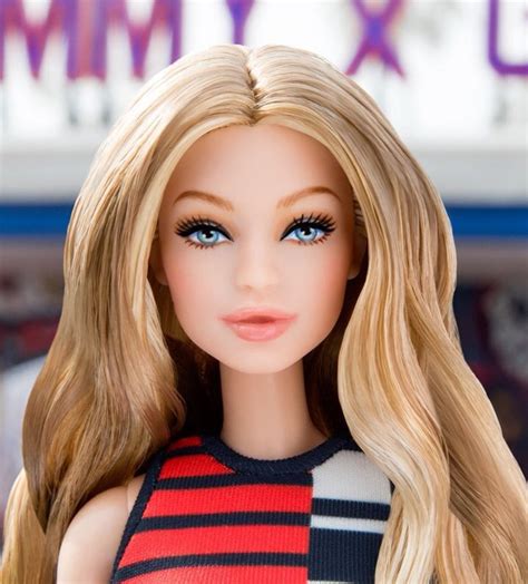 boneca barbie gigi hadid estará a venda a partir de 2018 barbie my fashion doll