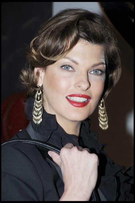 Linda Evangelista Known People Famous People News And Biographies