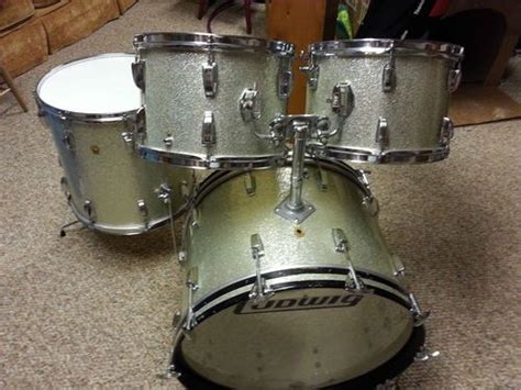 Ludwig Super Classic Drum Set Silver Sparkle Vintage 1967 Low World
