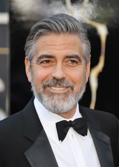 Como Siempre George Clooney Parece Irresistible