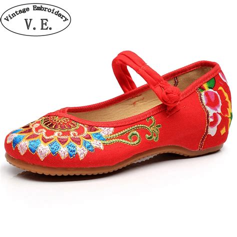 Buy Women Cloth Embroidery Shoes Flats Chinese Style