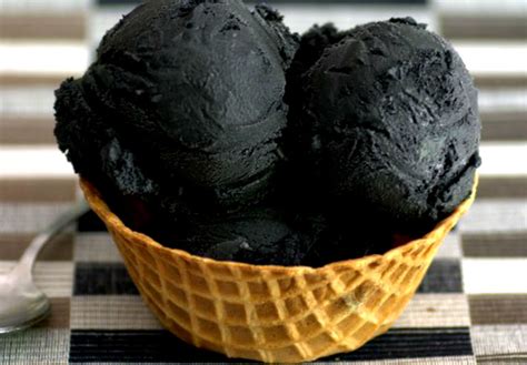Diy Food Insta Worthy Black Ice Cream Ifn