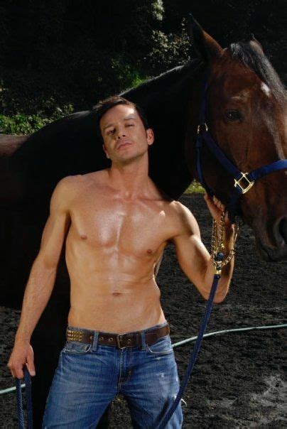 Hot Cowbabes Mens Jeans Eye Candy Dude Gay Riding Pets Book
