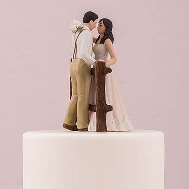21 Custom Illustrated Wedding Cake Topper Ideas ChicWedd