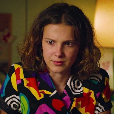 Millie Bobby Brown Age Stranger Things Season 1 - Pin de I s l a em •Eleven• | Stranger things personagens, Personagens