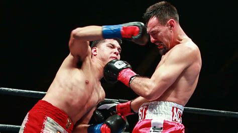 Figueroa Roars Back In Return With Crushing Third Round Stoppage Of