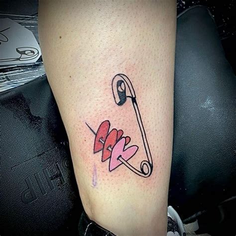 101 Best Safety Pin Tattoo Ideas You Have To See To Believe