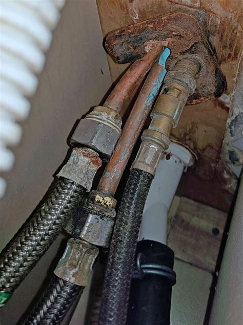 The down part is that the pull out hose will eventually begin to leak because it wears out from pulling and bending. Replacing kitchen faucet hose in tight space with ...