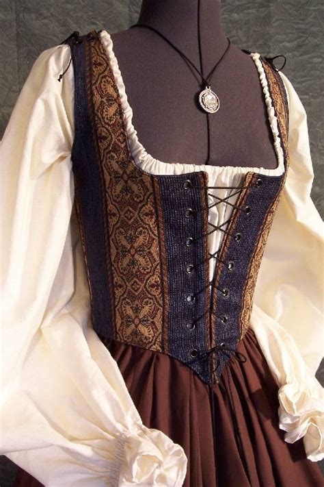 renaissance faire wench inaugural du corsage par thewencheswardrobe vêtements historiques
