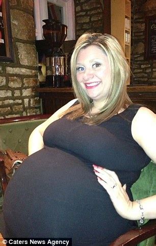Woman With In Baby Bump Loses St Lb She Piled On While Pregnant
