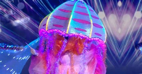 Masked Singers Jellyfish Unmasked As Us Singer And Tv Star After