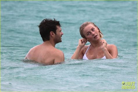 Julianne Hough Bikini Swimming With Shirtless Ryan Seacrest Photo 2784756 Bikini Julianne