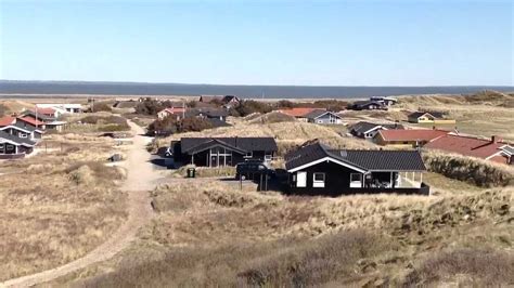 Aber auch für singles und paare gibt es zahlreiche. Ferienhaus in Årgab bei Hvide Sande, Dänemark HD - YouTube