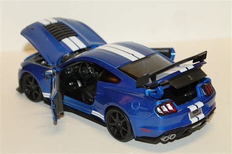 Ford Mustang Shelby Gt500 Bleu 2020 Maisto 118°