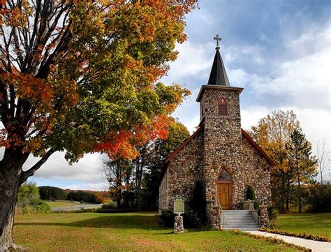 Beautiful Country Church In Autumn Awesome Wedding Site Old Country