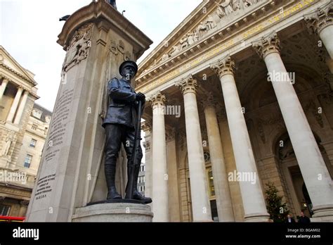 Wwi War Memorials In Front Of The Royal Exchange In The City Of London