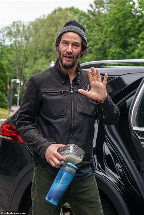 Simple Man When Keanu Reeves 56 Takes A Break From Filming John Wick 4 In Berlin He Flaunts