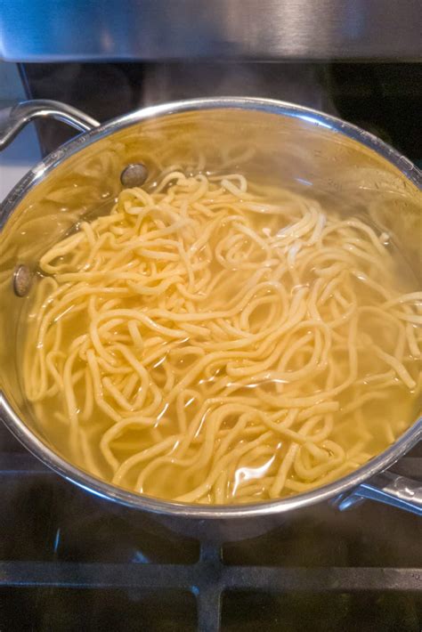 Asian Garlic Noodles Eating For Luu