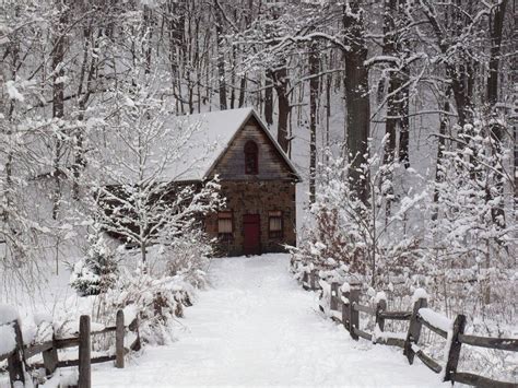 Cottage In The Snowy Woods Winter Scenery Cottage In