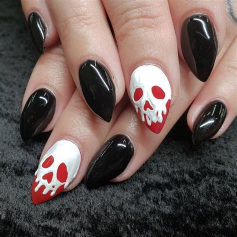 56 Inspired Spooky Halloween Nail Art Designs Goth