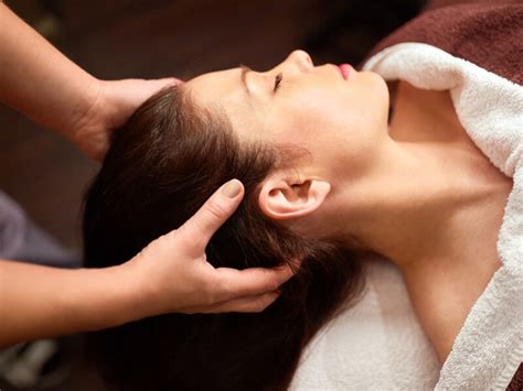 The Many Benefits Of Indian Head Massage Therapy Connections