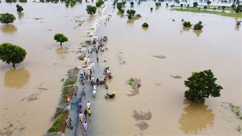 Officials Nigeria Flooding Leaves More Than 500 Dead 14 Million
