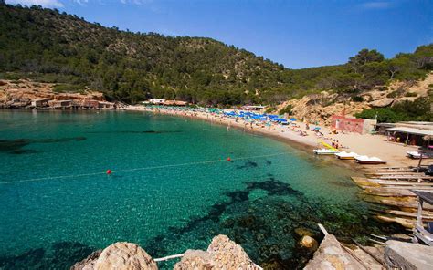 In this post we will tell you everything you need to know about ibiza beaches, we will tell you about the coves that are worth visiting and where you. Best Beaches in Ibiza | Travel + Leisure