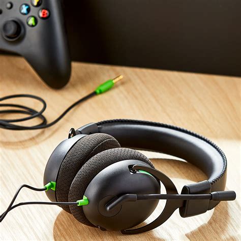 Onn Xbox Wired Video Gaming Headset With 35mm Connector Flip To Mute