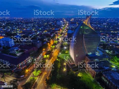 Kota Makassar Foto Stok Unduh Gambar Sekarang Makassar Indonesia Biru Istock