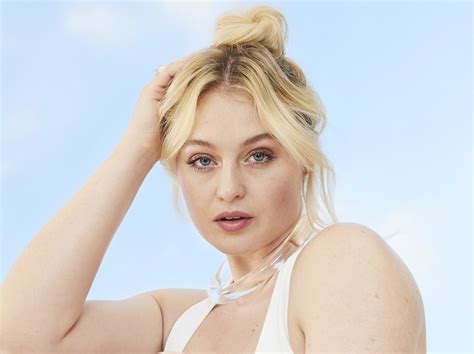 21 Populer Pictures Of Iskra Lawrence Miran Gallery