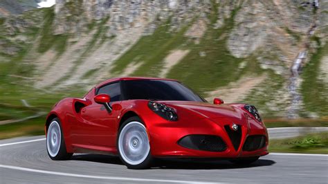Alfa Romeos Us Return Starts With 2015 4c Debut In New York
