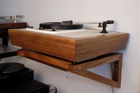 Pin By Jochen Lanz On Home Decor In 2020 Turntable Furniture Wall