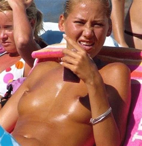 Anna Kournikova Nude Pics And Leaked Sex Tape Scandal Planet